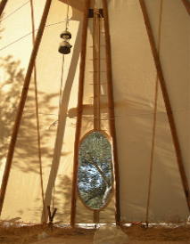 Tipi at Belvis de Monroy